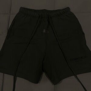 Essentials Fear of God Black Sweat Shorts